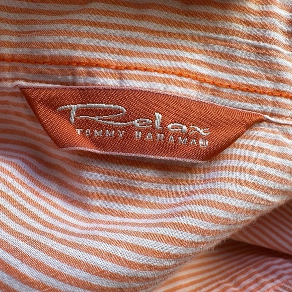 Tommy Bahama Relax Women Button Down Top - Picture 10 of 13